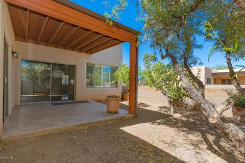 1582 E Painted Colt Loop, Tucson, AZ 85719 photo 29