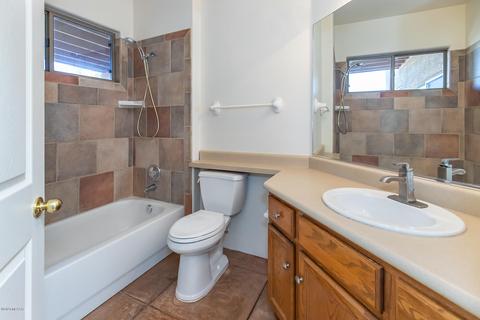 1582 E Painted Colt Loop, Tucson, AZ 85719 photo 22