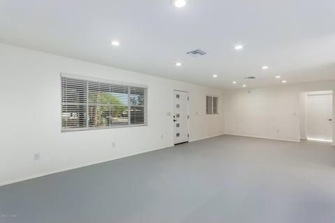 4111 E Holmes St, Tucson, AZ 85711 photo 9