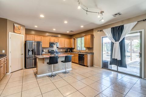 10572 S Jared Ln, Vail, AZ 85641 photo 6