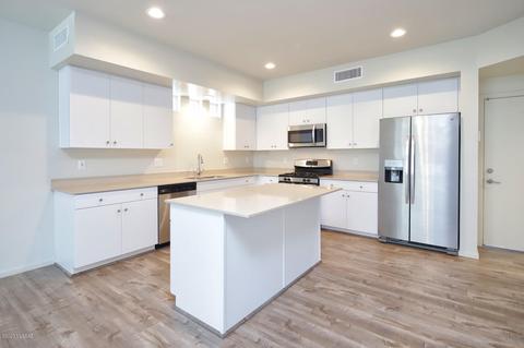882 E Millenium Ct, Tucson, AZ 85719 photo 3