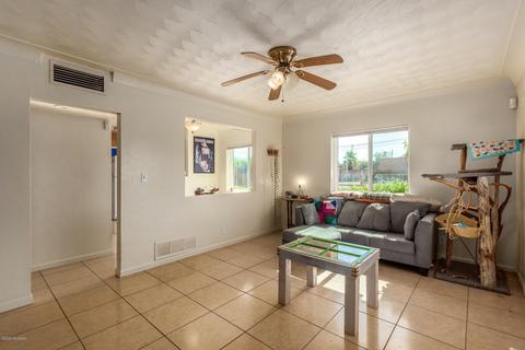 4545 E Seneca St, Tucson, AZ 85712 photo 4