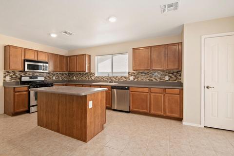 5840 E Tercel Dr, Tucson, AZ 85756 photo 5