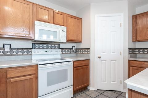 8235 E Arbor Point Pl, Tucson, AZ 85715 photo 5