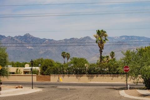 9036 E Wrightstown Rd, Tucson, AZ 85715 photo 4