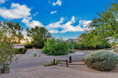 7002 E Katchina Ct, Tucson, AZ 85715 photo 2