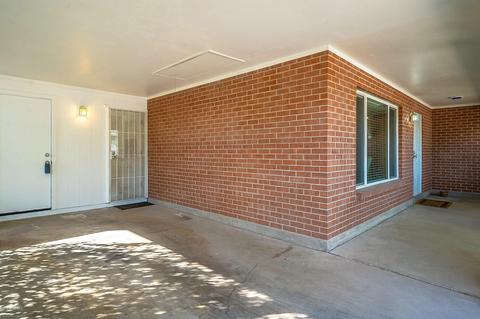 8641 E 27th Pl, Tucson, AZ 85710 photo 5