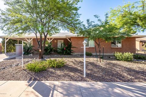 8641 E 27th Pl, Tucson, AZ 85710 photo 2
