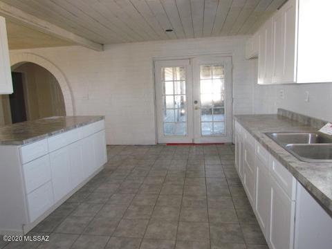 85575 E Hussey St, Mammoth, AZ 85618 photo 7