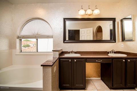 10202 E Covington St, Tucson, AZ 85748 photo 17