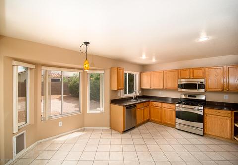 10202 E Covington St, Tucson, AZ 85748 photo 10