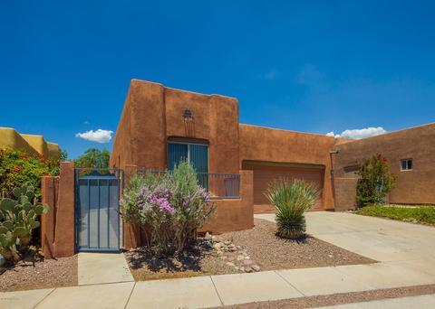 7657 E Palace Park Loop, Tucson, AZ 85710 photo 1