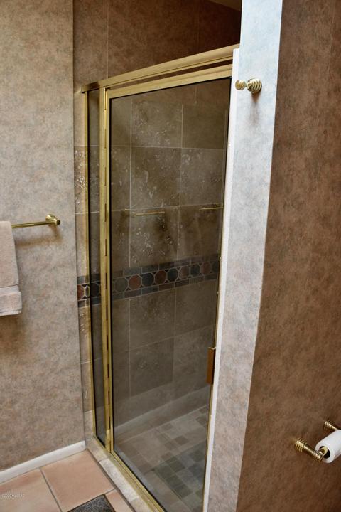 9182 E Visco Pl, Tucson, AZ 85710 photo 12