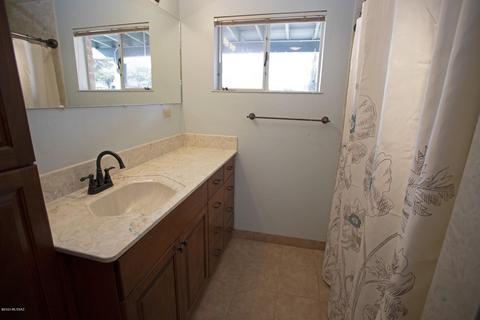 6941 Edgemont St, Tucson, AZ 85710 photo 9