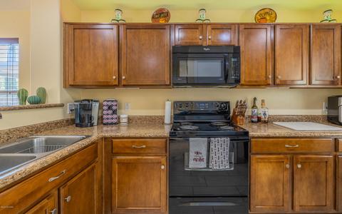 7013 S Blueeyes Dr, Tucson, AZ 85756 photo 12