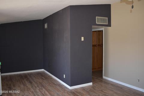 207 W Granada St, Willcox, AZ 85643 photo 3