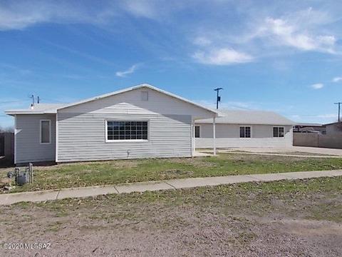 1297 N 3rd Ave, Thatcher, AZ 85552 photo 1