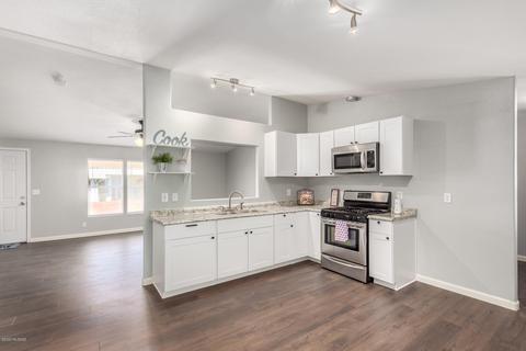 6091 E Thunder River Dr, Tucson, AZ 85756 photo 3