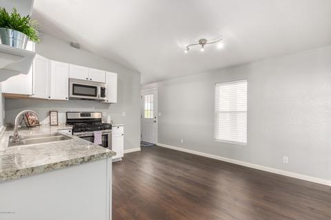 6091 E Thunder River Dr, Tucson, AZ 85756 photo 5