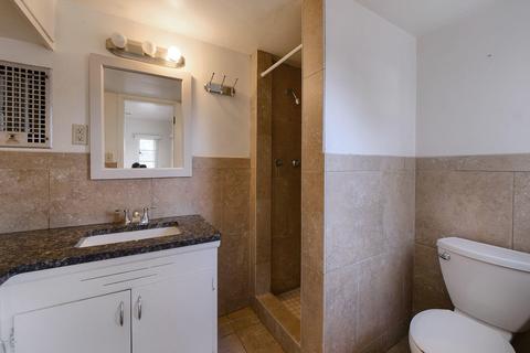2124 E 10th St, Tucson, AZ 85719 photo 9
