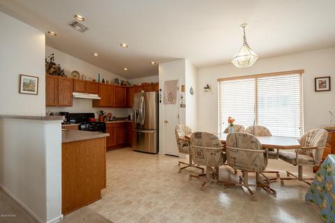 8833 E Mountain Spring Dr, Tucson, AZ 85747 photo 11