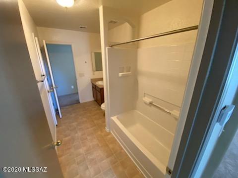 4396 E Mesquite Desert Trl, Tucson, AZ 85706 photo 16