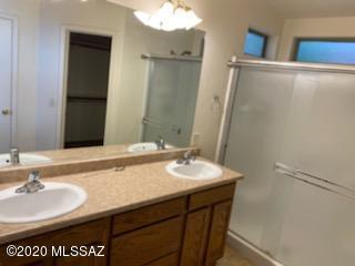 4396 E Mesquite Desert Trl, Tucson, AZ 85706 photo 12
