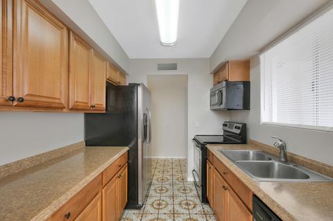 660 E River Rd #U, Tucson, AZ 85704 photo 3