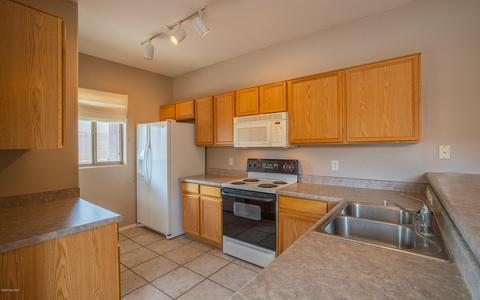 650 S Painted River Way, Vail, AZ 85641 photo 13