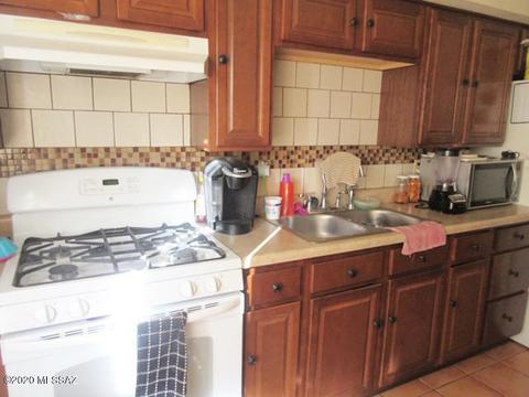 1402 E 28th St, Tucson, AZ 85713 photo 3
