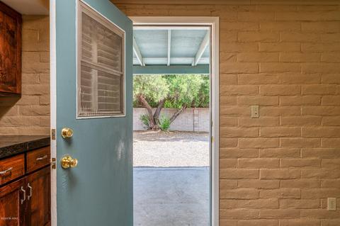 9064 E 6th St, Tucson, AZ 85710 photo 14