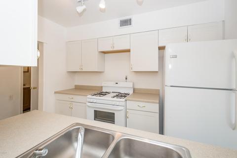 4502 E Cooper St, Tucson, AZ 85711 photo 2