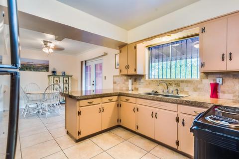 826 E Silver St, Tucson, AZ 85719 photo 7
