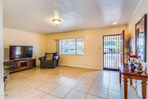 826 E Silver St, Tucson, AZ 85719 photo 4