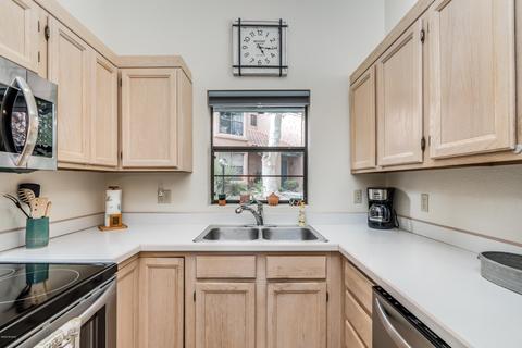 7730 E Via Ventana Norte, Tucson, AZ 85750 photo 12