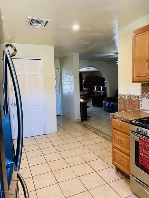 5658 E 23rd St, Tucson, AZ 85711 photo 8
