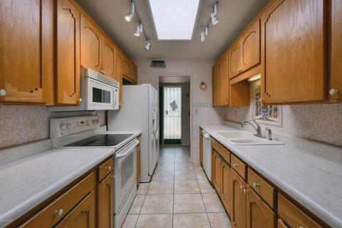 5850 E Grant Rd, Tucson, AZ 85712 photo 10