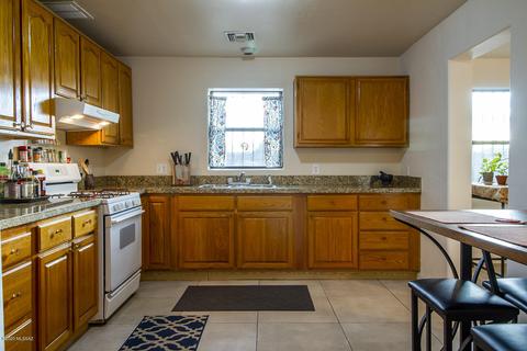304 E 23rd St, Tucson, AZ 85713 photo 11