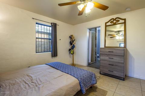 304 E 23rd St, Tucson, AZ 85713 photo 14