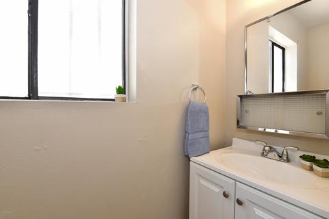902 Elm St, Tucson, AZ 85719 photo 8