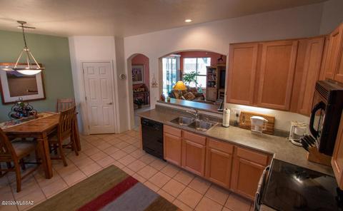 7695 E Chase Park Loop, Tucson, AZ 85710 photo 6