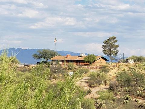 85635 E Leewood St, Mammoth, AZ 85618 photo 1