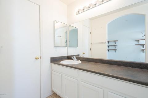 9446 E Bench Mark Loop, Tucson, AZ 85747 photo 25