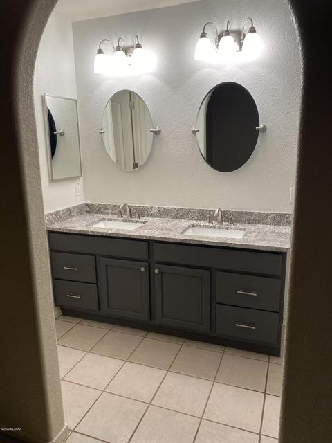 9707 E Paseo San Bernardo, Tucson, AZ 85747 photo 8
