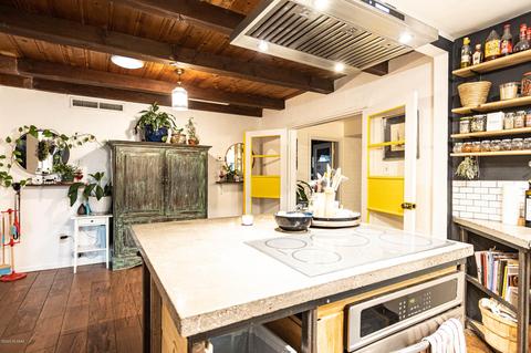1445 E Silver St, Tucson, AZ 85719 photo 7