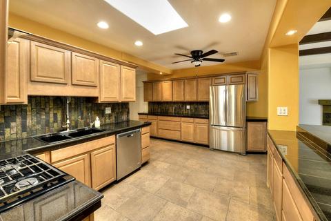 5622 E Beverly St, Tucson, AZ 85711 photo 8