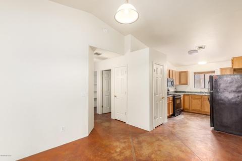 405 E Geronimo Bluff Loop, Tucson, AZ 85705 photo 9