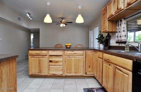 7053 E Kenyon Dr, Tucson, AZ 85710 photo 13