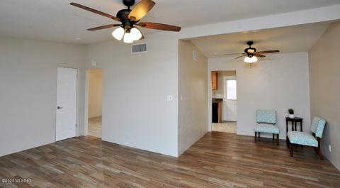 7053 E Kenyon Dr, Tucson, AZ 85710 photo 12