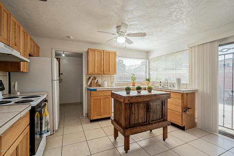 8230 E 3rd Pl, Tucson, AZ 85710 photo 16
